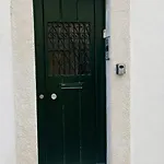 Spacious Quiet &charming ,536mbps Internet Lizbona